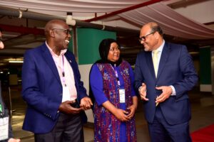 Prof. Shaukat Abdulrazak (R), Africa Foundation CEO Dr. Tom Kariuki (L) and Aga Khan University IHD Director Prof. Amina Abubakar during the University's IHD Conference.